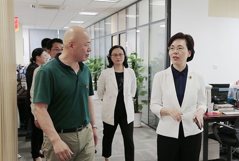 江蘇省委網信辦、省委宣傳部領導赴蘇化科技園調研重點企業(yè)